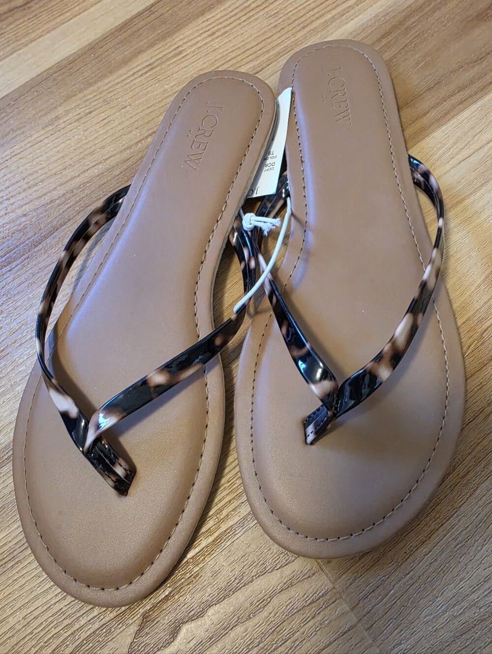J. Crew factory Tan Tortoiseshell Flip Flop Sandals Size 8 Women's New with tags